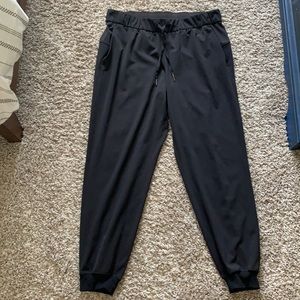 Lululemon On The Fly joggers